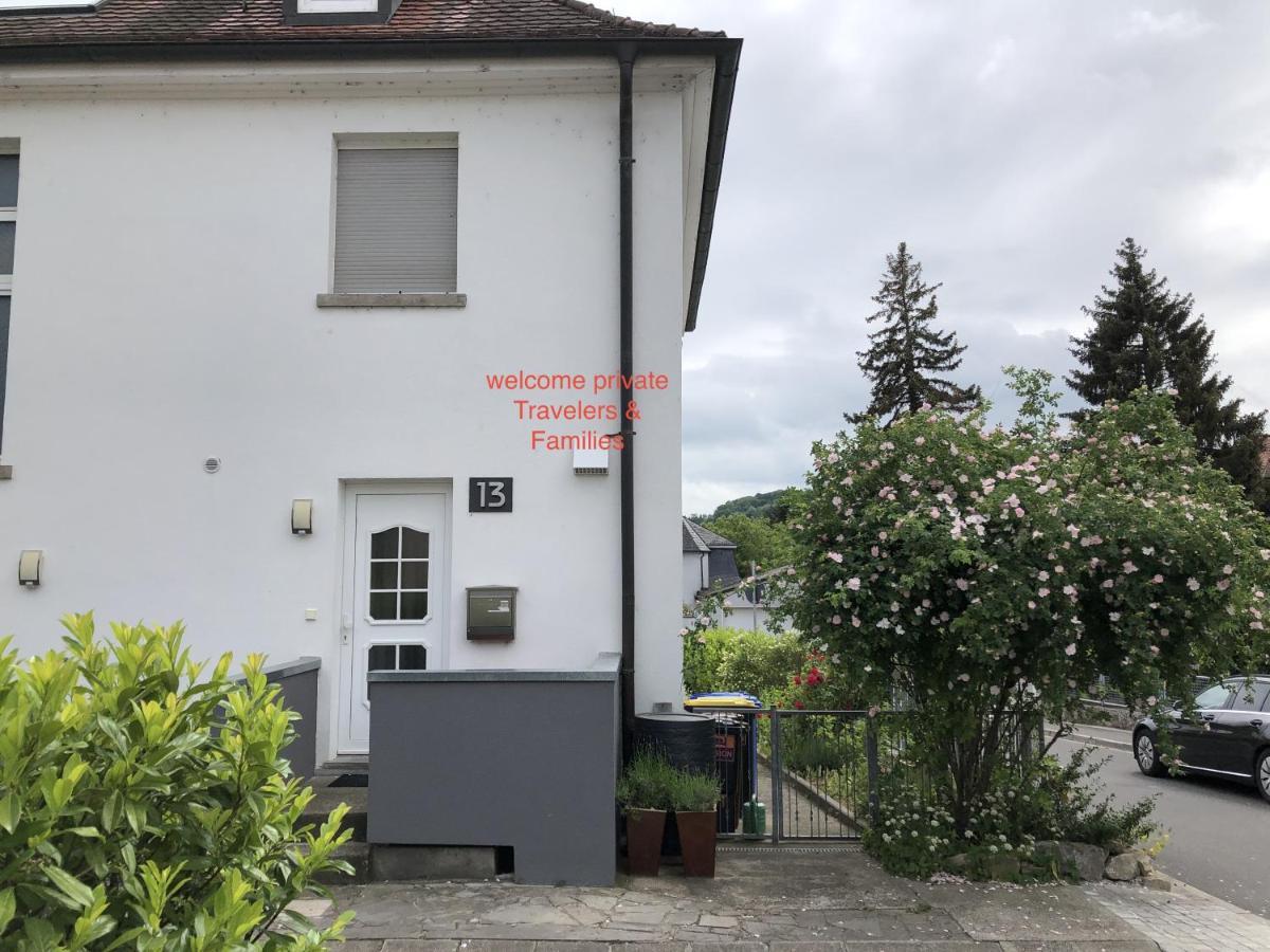 Altstadt Naehe 7 Min Fussweg Ueber Alte Maibruecke Zu Pension Mit Balkon & Garten, Ideal For Long Stay, Relocation Ochsenfurt Ngoại thất bức ảnh