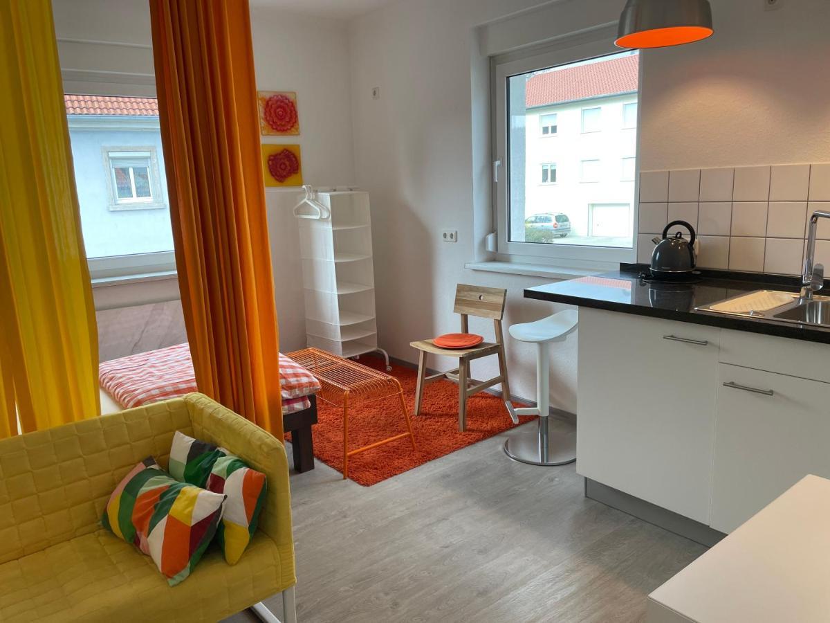 Altstadt Naehe 7 Min Fussweg Ueber Alte Maibruecke Zu Pension Mit Balkon & Garten, Ideal For Long Stay, Relocation Ochsenfurt Ngoại thất bức ảnh