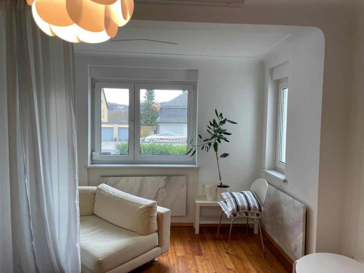 Altstadt Naehe 7 Min Fussweg Ueber Alte Maibruecke Zu Pension Mit Balkon & Garten, Ideal For Long Stay, Relocation Ochsenfurt Ngoại thất bức ảnh