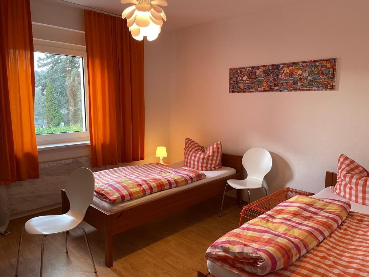 Altstadt Naehe 7 Min Fussweg Ueber Alte Maibruecke Zu Pension Mit Balkon & Garten, Ideal For Long Stay, Relocation Ochsenfurt Ngoại thất bức ảnh
