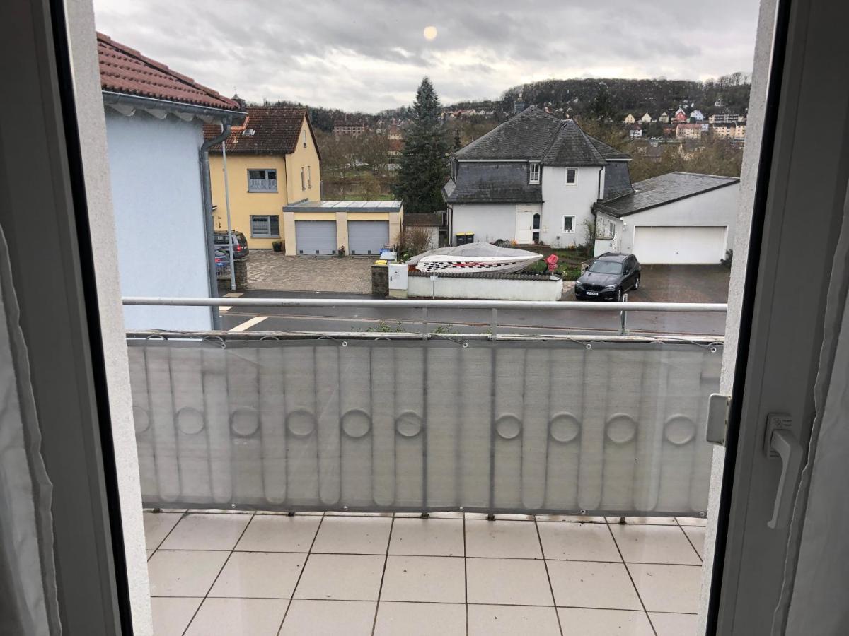 Altstadt Naehe 7 Min Fussweg Ueber Alte Maibruecke Zu Pension Mit Balkon & Garten, Ideal For Long Stay, Relocation Ochsenfurt Ngoại thất bức ảnh