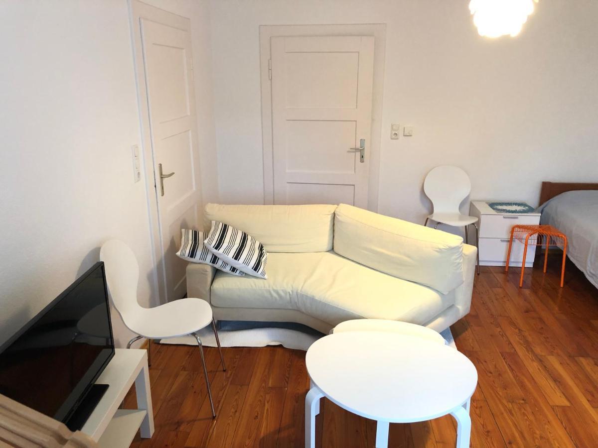 Altstadt Naehe 7 Min Fussweg Ueber Alte Maibruecke Zu Pension Mit Balkon & Garten, Ideal For Long Stay, Relocation Ochsenfurt Ngoại thất bức ảnh